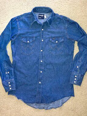 Vintage Men’s Wrangler Denim Button Up Pearl Snaps Regular Fit Medium M | USA